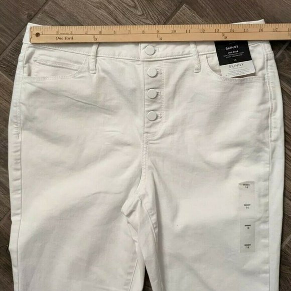Simply Vera Wang Button Fly Skinny Mid-rise White Denim Jeans Size 14 - Picture 9 of 12